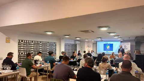 Inicio del curso de especializaci&oacute;n en vinos y vinagres del Condado de Huelva en su segunda edici&oacute;n. Fuente: DOP Huelva