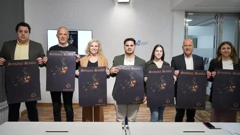 Presentaci&oacute;n cartel Semana Santa Cala&ntilde;as 2025