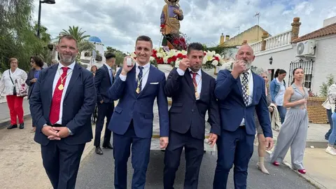 San Jos&eacute; Obrero procesiona en Corrales.