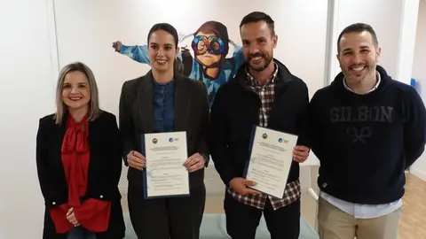 Palos renueva su compromiso con Ansares. Fuente: Ayto. de Palos