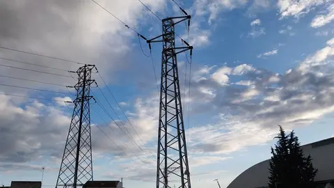 Postes de electricidad