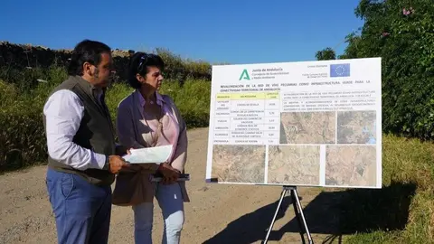 Pedro Yorqu&eacute;z supervisa las v&iacute;as pecuarias. Fuente: Diputaci&oacute;n de Huelva