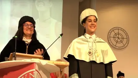 Carolina Mar&iacute;n ya investida doctora Honoris Causa