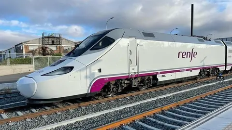 Tren Alvia