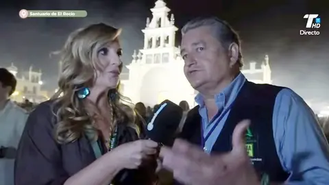 Sanz responde a las preguntas de Paola L&oacute;pez