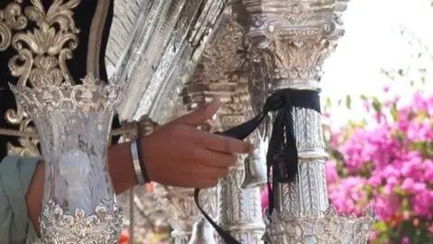 Hermandad del Roc&iacute;o de Palos de la Frontera de luto. Fuente: Ayto. Palos