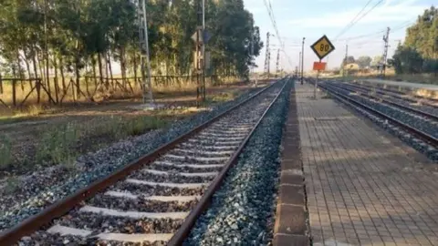 Mejora de la l&iacute;nea ferrocarril Sevilla-Huelva, altura de San Juan. Fuente: X &Oacute;scar Puente
