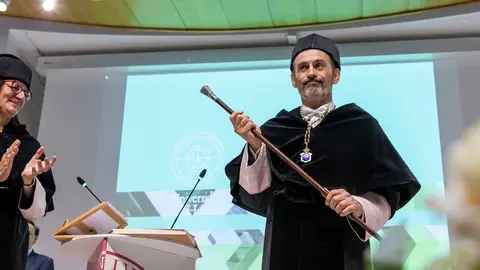 As&iacute; ha sido la investidura del nuevo rector