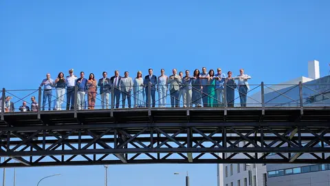 Inauguraci&oacute;n de la pasarela del Muelle del Tinto. Fuente: Facebook de Pilar Miranda