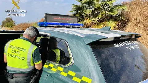 Agente de la Guardia Civil de Tr&aacute;fico