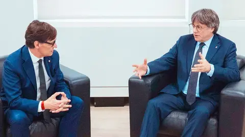 Puigdemont e Illa
