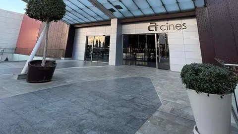 Fuente: Cine Artesiete en Holea Huelva.