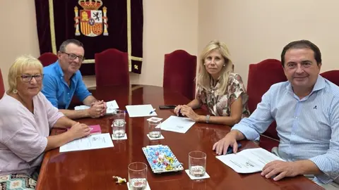 La Subdelegada del Gobierno en la reuni&oacute;n