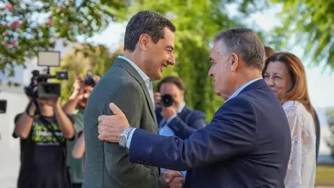 Bella saluda a Moreno