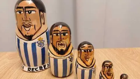 Matrioshka en Praga del Recreativo de Huelva. Fuente: X de Carlos Grand&iacute;o