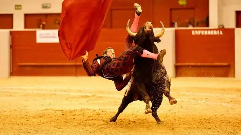 Percance de David de Miranda en la plaza de Las Rozas