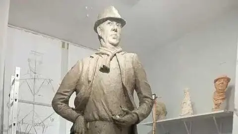 Monumento a La Moni