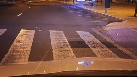 Piedras lanzadas hacia los veh&iacute;culos en el Parque Alonso S&aacute;nchez de Huelva. Fuente: Facebook Andaluc&iacute;a por Si