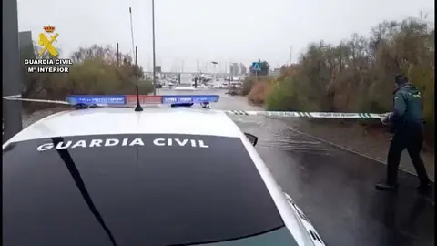 La Guardia Civil actuando el pasado mi&eacute;rcoles tras el temporal en la provincia. Fuente: Guardia Civil