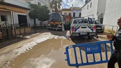 La Polic&iacute;a Local de Almonte en el Roc&iacute;o. Fuente: Facebook Polic&iacute;a Local de Almonte