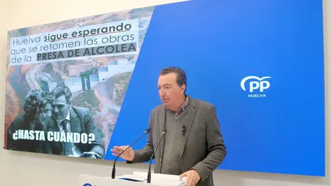 Manuel Andr&eacute;s Gonz&aacute;lez del Partido Popular
