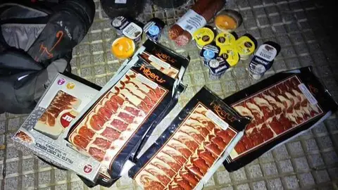 Productos robados de los supermercados de Ayamonte. Fuente: Facebook Polic&iacute;a Local de Ayamonte