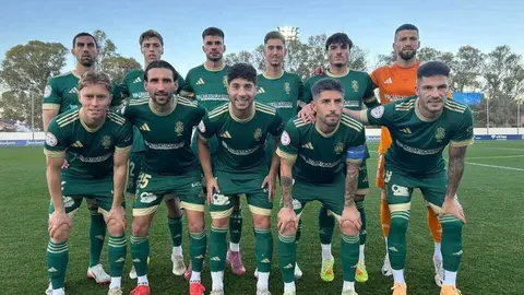 Once inicial del Decano en M&aacute;laga. Fuente: X Recreativo de Huelva