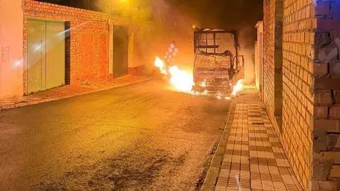 As&iacute; se encontraba el cami&oacute;n en Almonte. Fuente: Plataforma Polic&iacute;a Local de Almonte