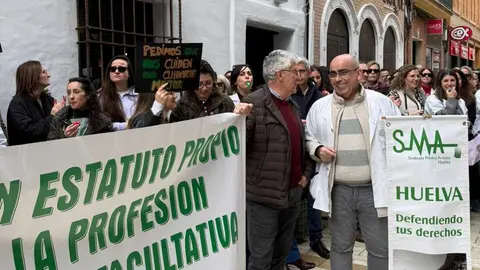 Los m&eacute;dicos reivindican mejoras