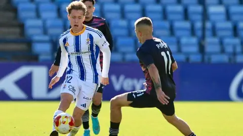 Alberto Vela en un partido con el Recre esta temporada. Fuente: Alberto D&iacute;az