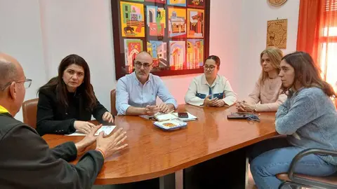 reunion delegada industria Cumbres Mayores problema luz