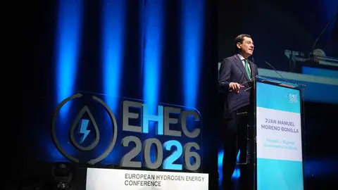 Juanma Moreno en el Congreso de Hidr&oacute;geno Verde. Fuente: Junta de Andaluc&iacute;a.