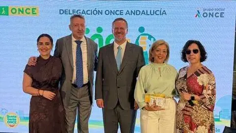 Josefa Regidor premiada. Fuente: ONCE