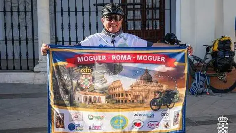Comienza el reto de Juan Jos&eacute; Fern&aacute;ndez. Fuente: Facebook Ayto. Moguer