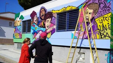 Nuevo mural en Punta Umbr&iacute;a. Fuente: Facebook Ayto. Punta Umbr&iacute;a