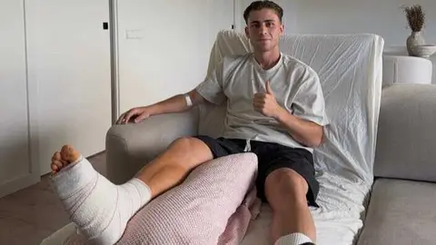 Ferm&iacute;n L&oacute;pez tras su operaci&oacute;n. Fuente: Instagram Ferm&iacute;n