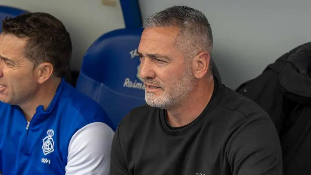 Arzu no seguir&aacute; en el banquillo del Recre. Fuente: Alberto D&iacute;az