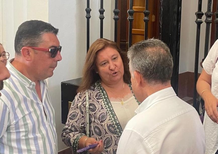 La entonces presidenta de la MAS, Laura Pichardo y Domínguez con Paco Bella