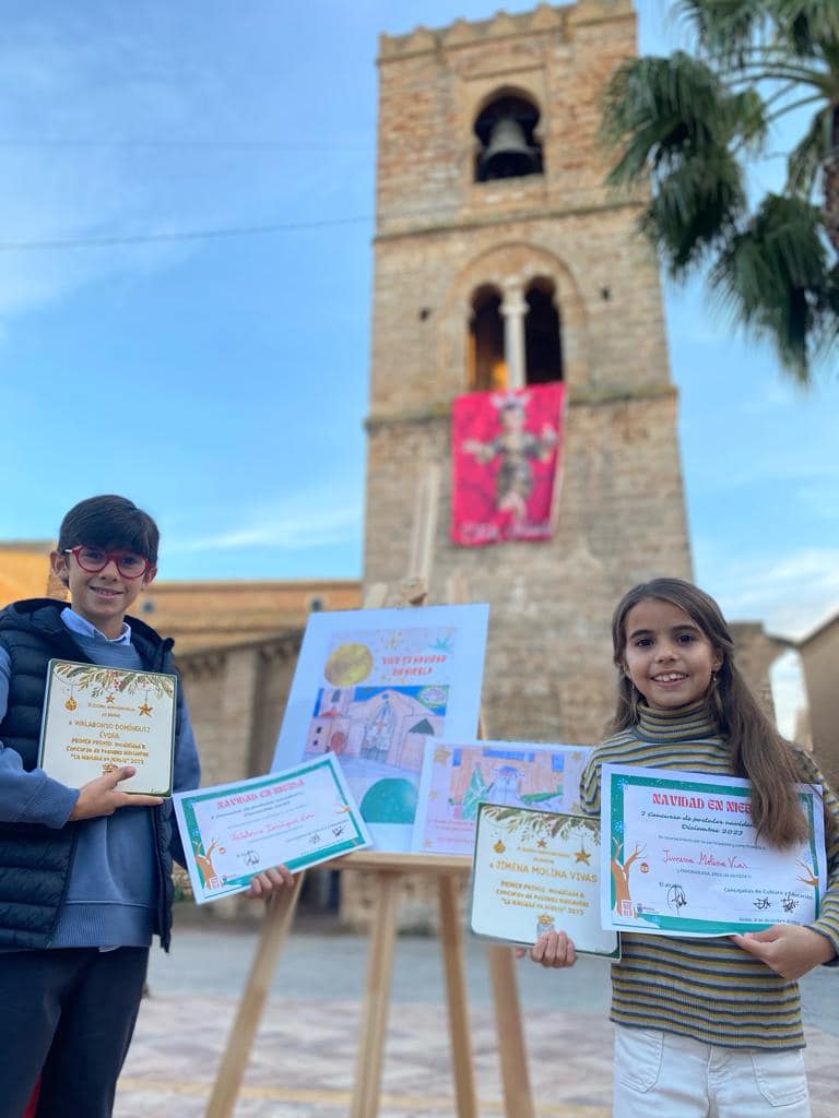 Ganadores del Concurso de Postales Navideñas. Foto: Ayuntamiento de Niebla