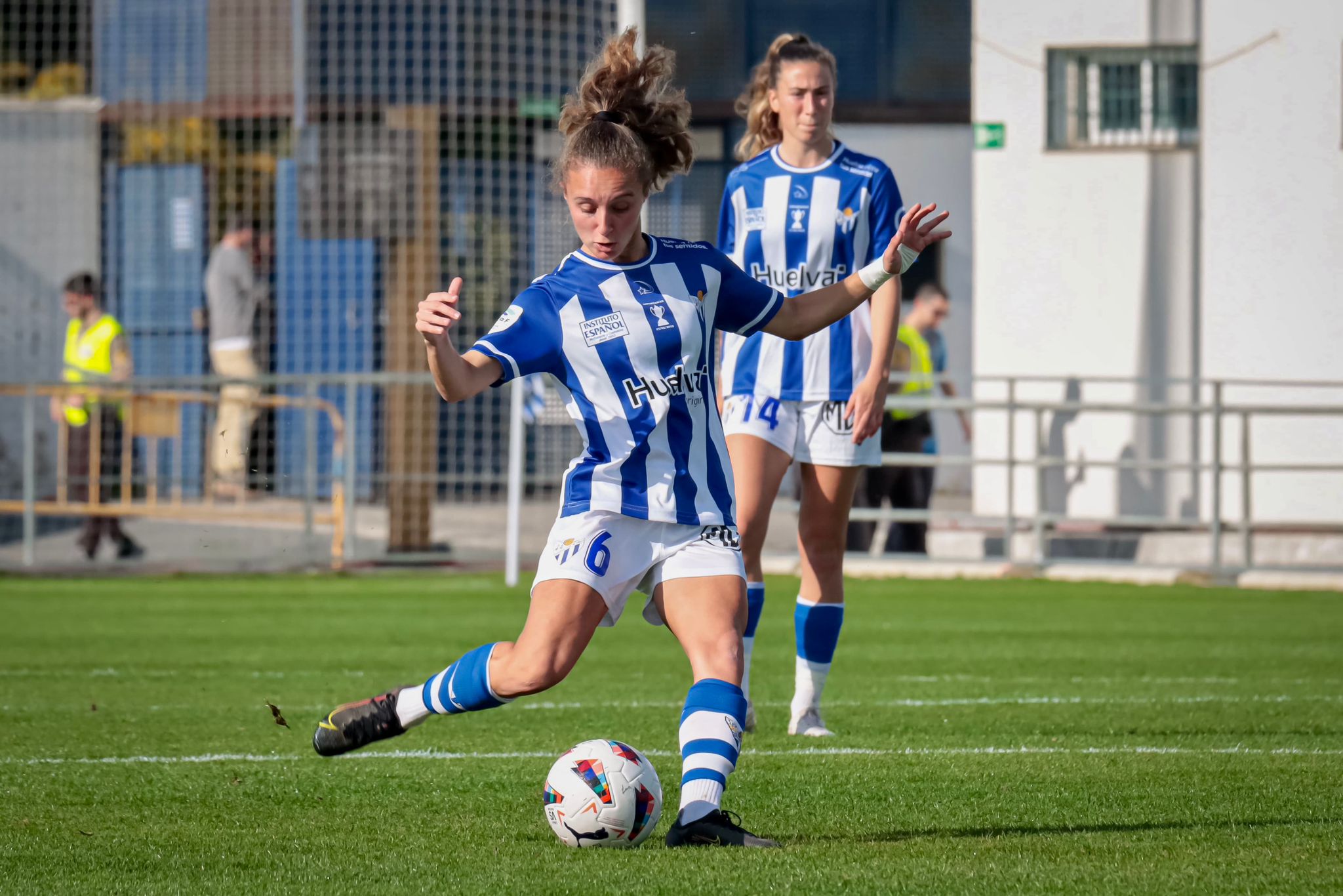 María Cienfuegos disputa su primera temporada como jugadora de las espartanas tras llegada procedente del Villarreal Femenino