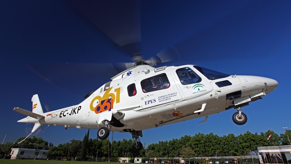 Un helicóptero evacuó a la herida al hospital Carlos Haya