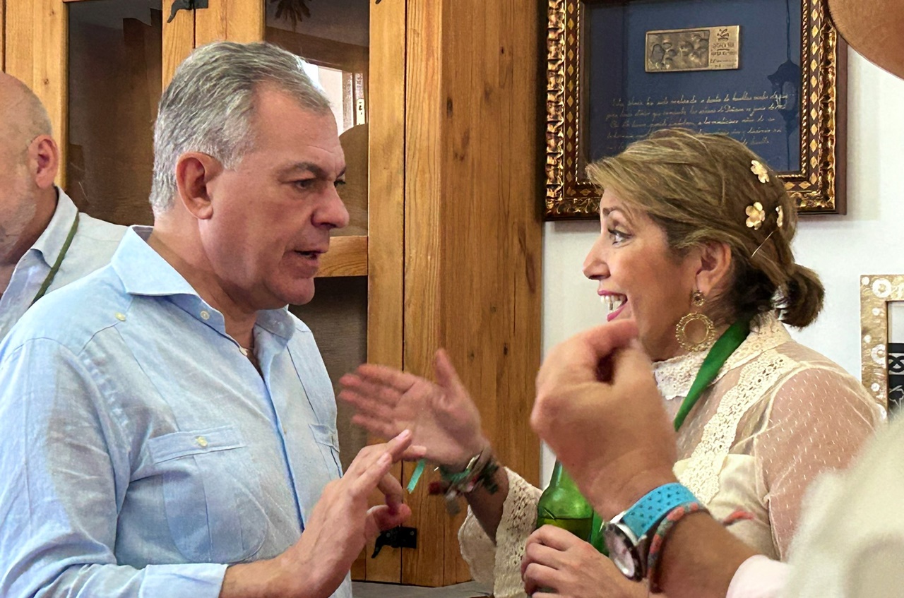 José L. Sanz y Susana Díaz en El Rocío