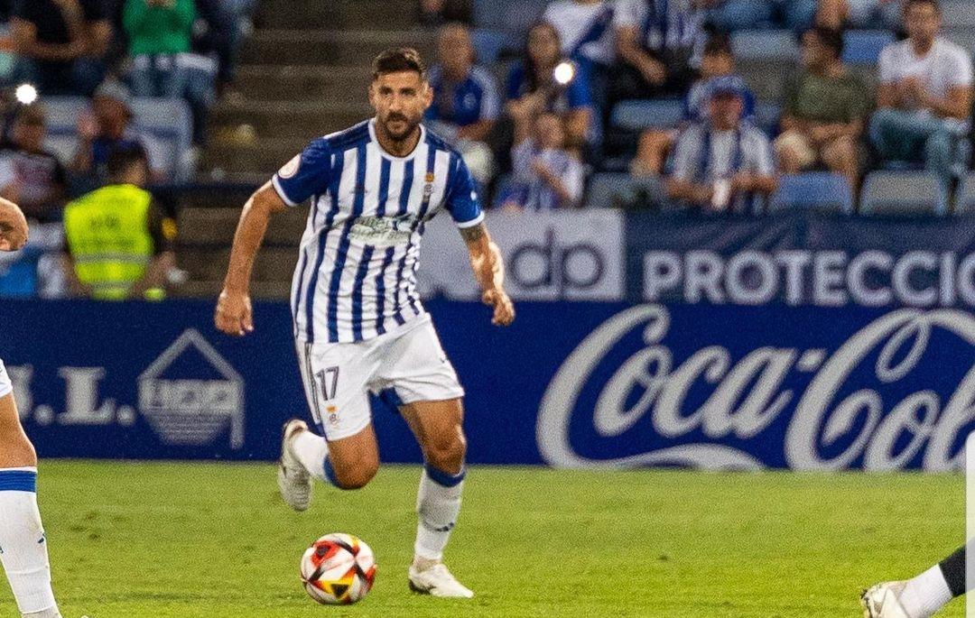 Raúl Navas ha terminado siendo un fijo en las alineaciones de Abel Gómez. Fuente: Instagram oficial de Raúl Navas