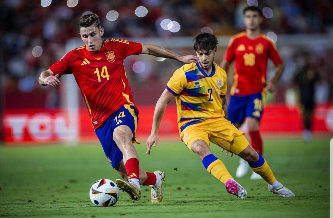 Fermín López durante su debut contra Andorra en uno de los partidos clasificatorios para la Eurocopa 2024. Fuente: Instagram personal de Fermín López