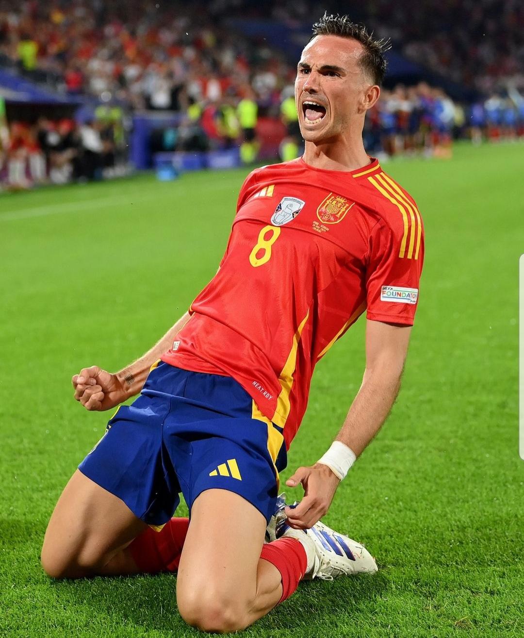 Fabián Ruiz sigue demostrando a sus críticos que encaja a la perfección en esta selección. Fuente: Instagram personal de Fabián Ruiz