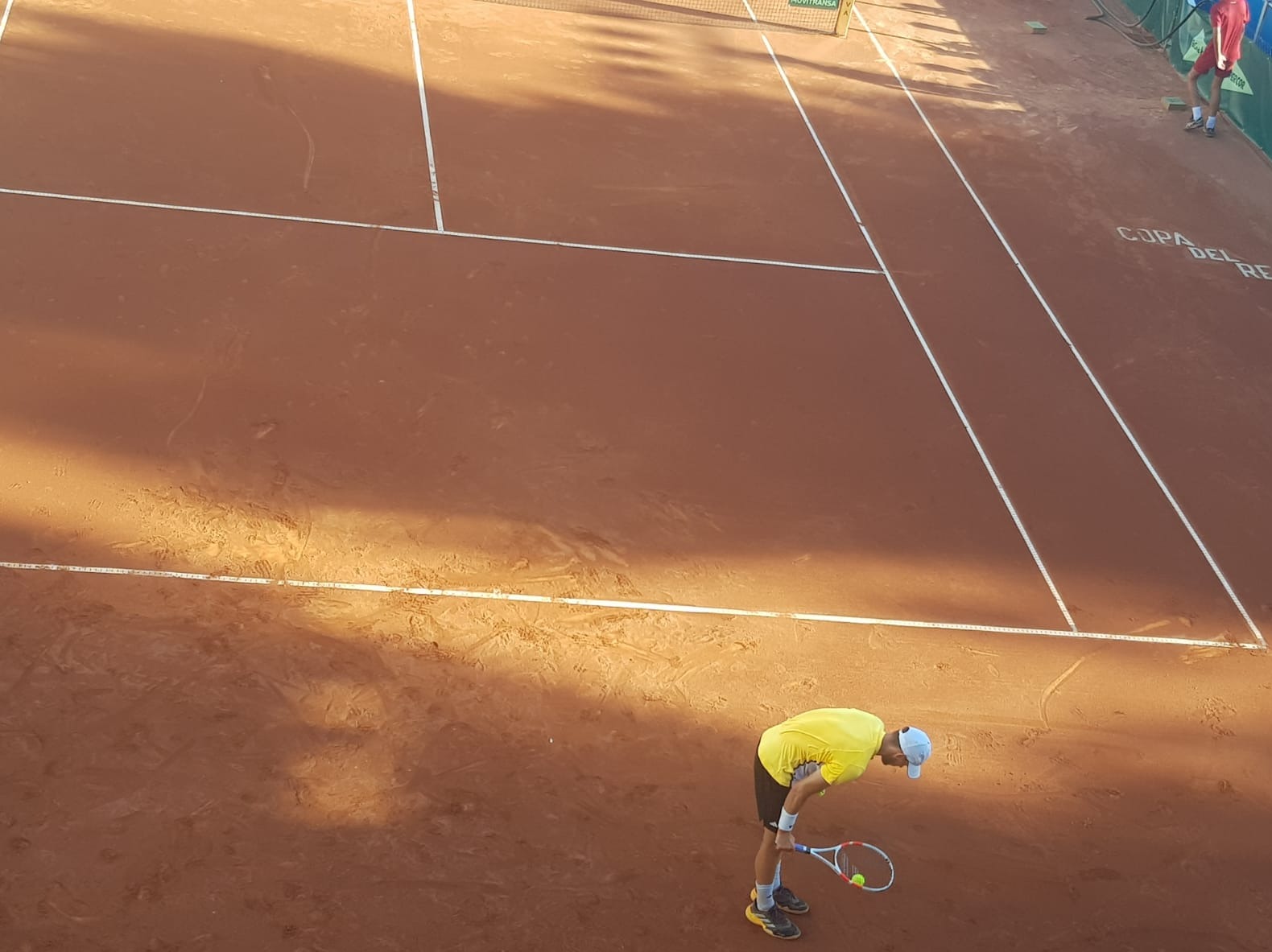 Dominic Thiem acusó molestias físicas en el primer set del partido. Fuente: Yerai Valles