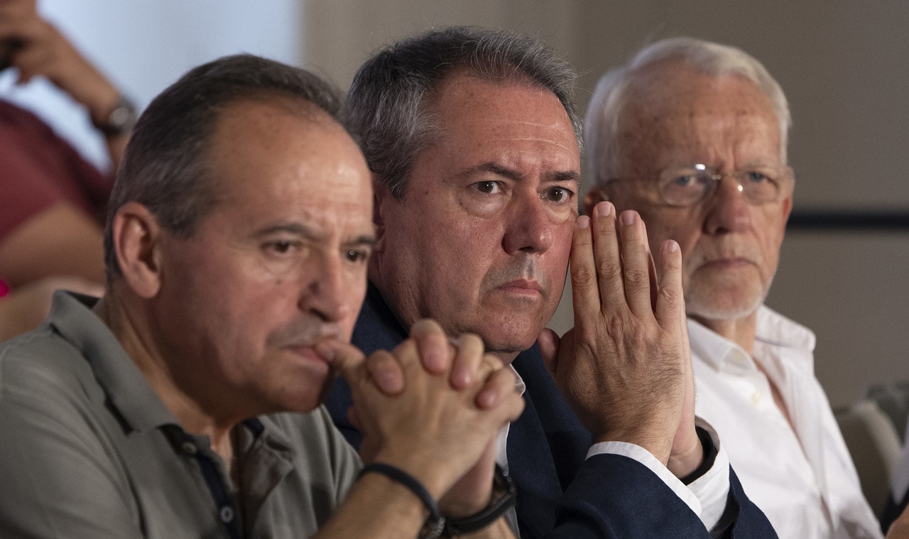 Espadas en el comité director del PSOE en Sevilla