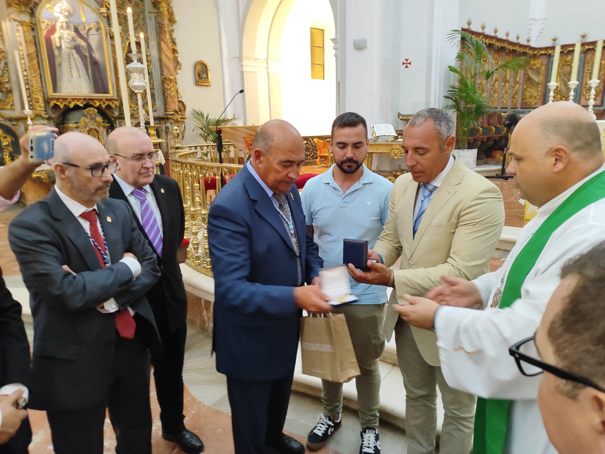 Homenaje a quienes dejan sus trabajaderas 1