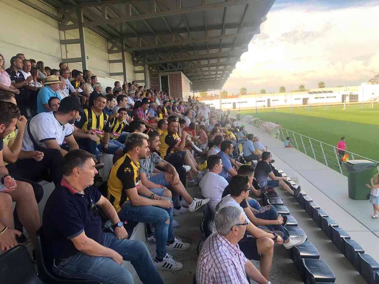 La afición aurinegra será clave en la nueva temporada. Fuente: Twitter San Roque de Lepe