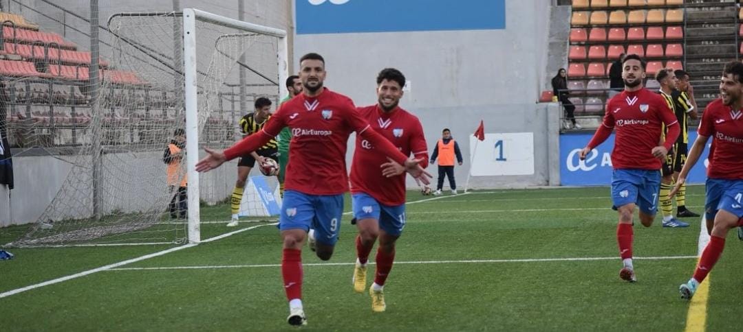 Fuente: Instagram del CD Estepona y de Rubén Mesa